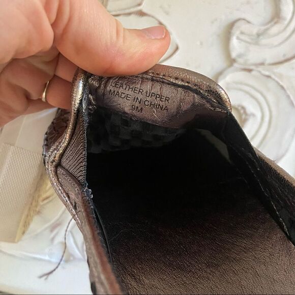 J/Slides Calina Pewter Fashion Sneakers Size 9 - Picture 6 of 6